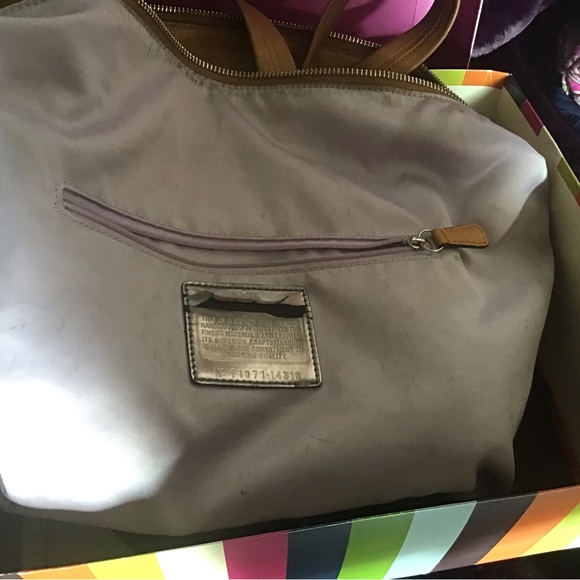 Coach mustard/Camel color handbag.. Leather…used - Picture 9 of 11